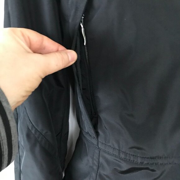 POST CARD in “HOUSE OF GUCCI”  Luxury Black Ski Jacket, detach hood, NWT sz 4 - Picture 14 of 16